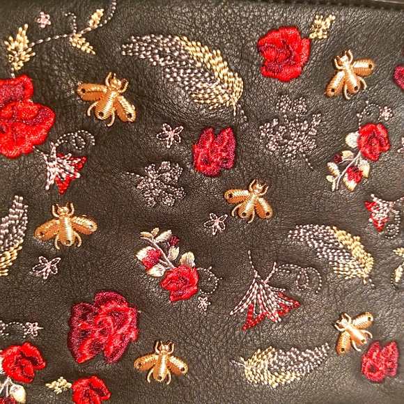 Call It Spring Embroidered Hand bag - Picture 2 of 6